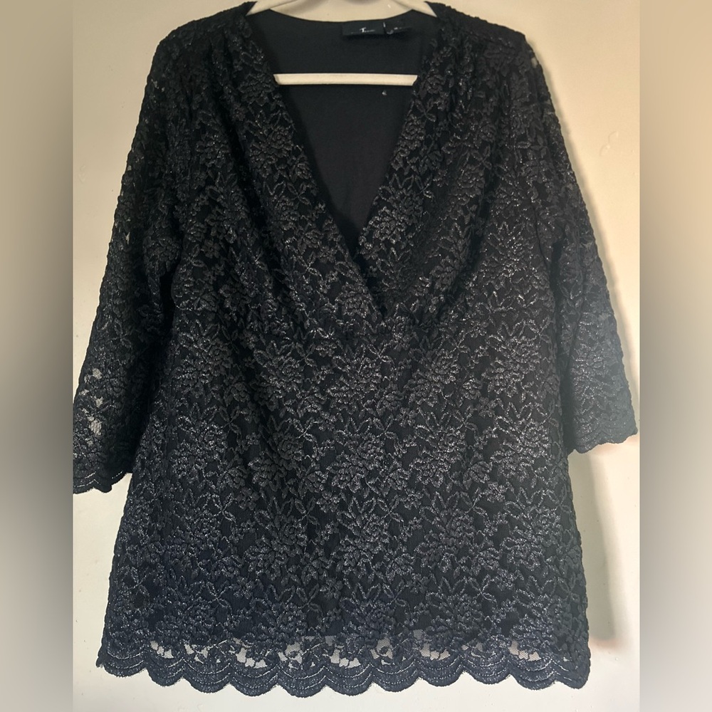 Java Woman’s Plus Black Floral Lace 3/4 Sleeve Dressy Top Sz 1X 18/20